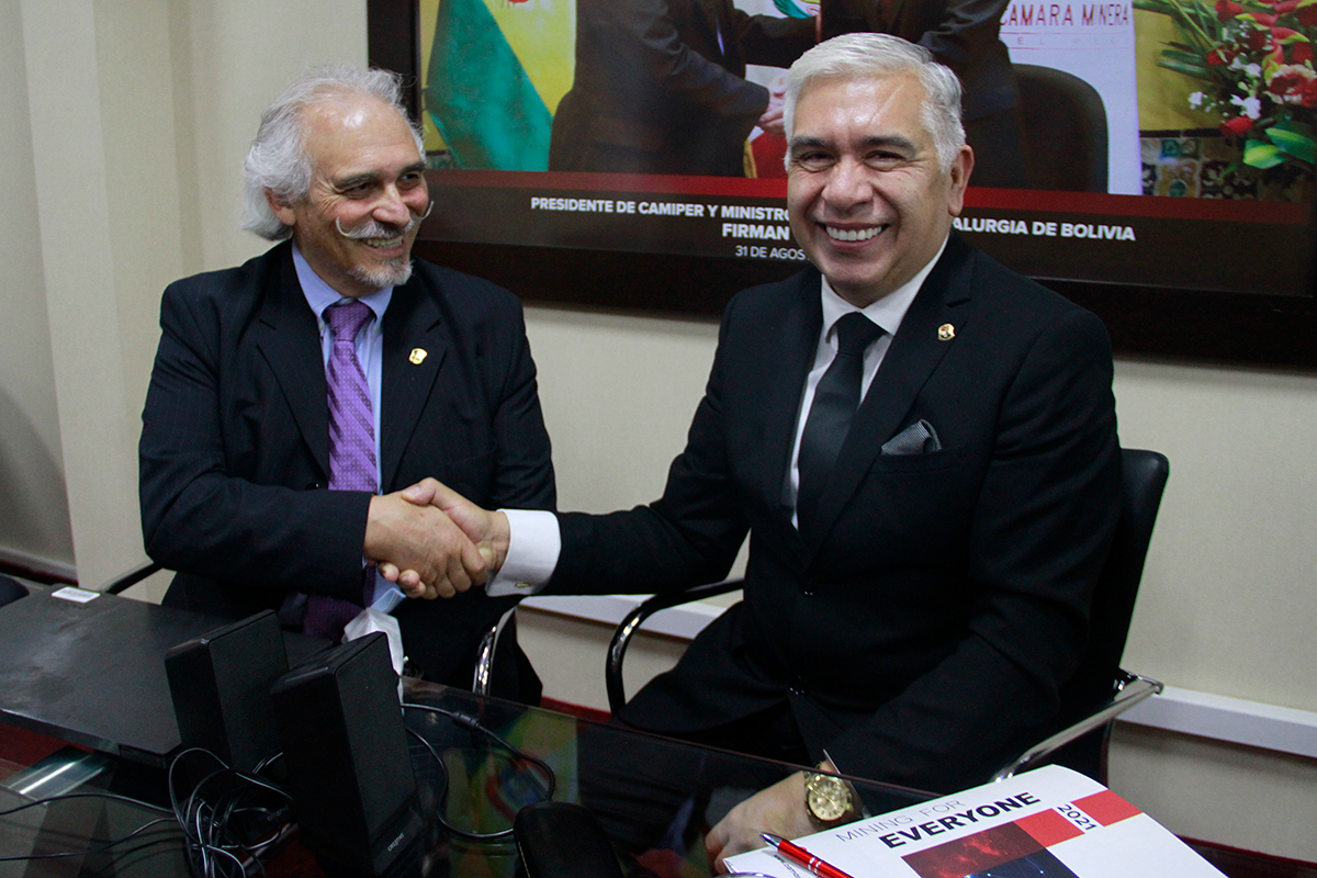 Reunión de funcionarios de la Cámara Minera del Perú aborda planes y objetivos de nuestra institución